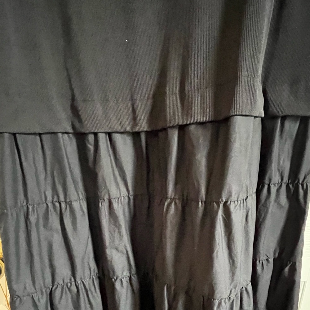 Nicole Miller Black Mixed Media Tiered Midi 2X NWT - Picture 4 of 7